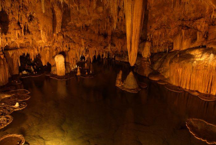 Onondaga Cave State Park reopens cave with new lighting system July 19 ...