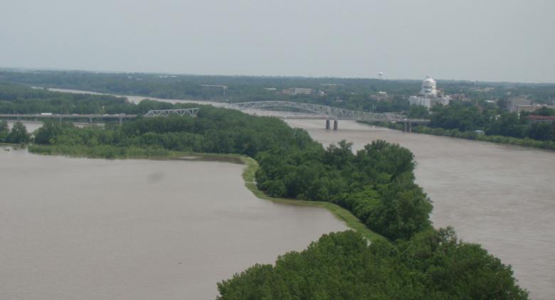 An image showing Missouri River flooding in the vicinity of Jefferson City, Missouri. 